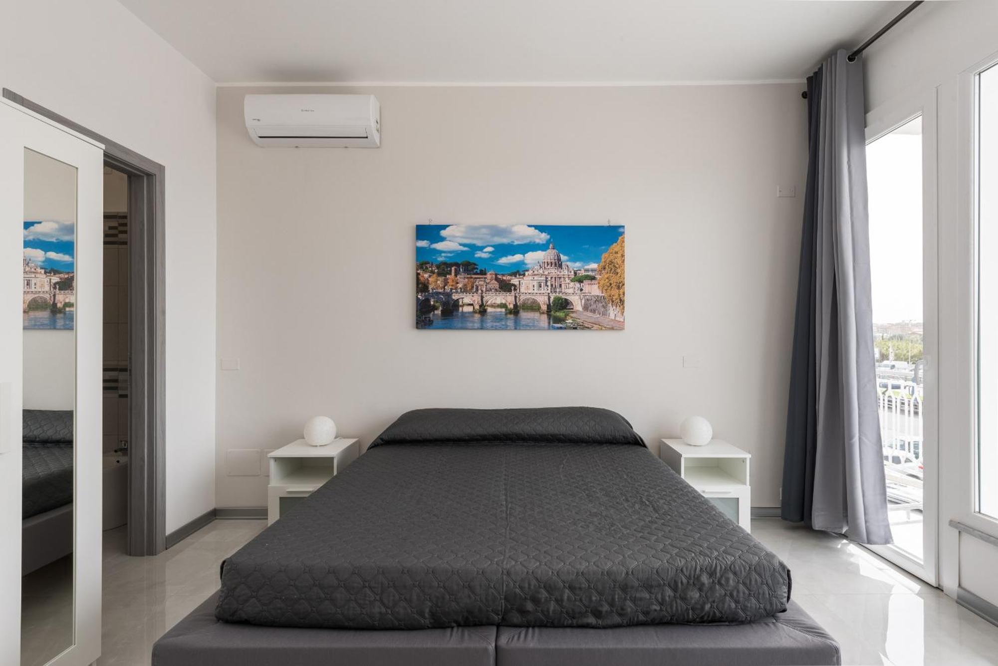 Travelershome Ciampino Airport Guesthouse 600M To Airport Eksteriør bilde