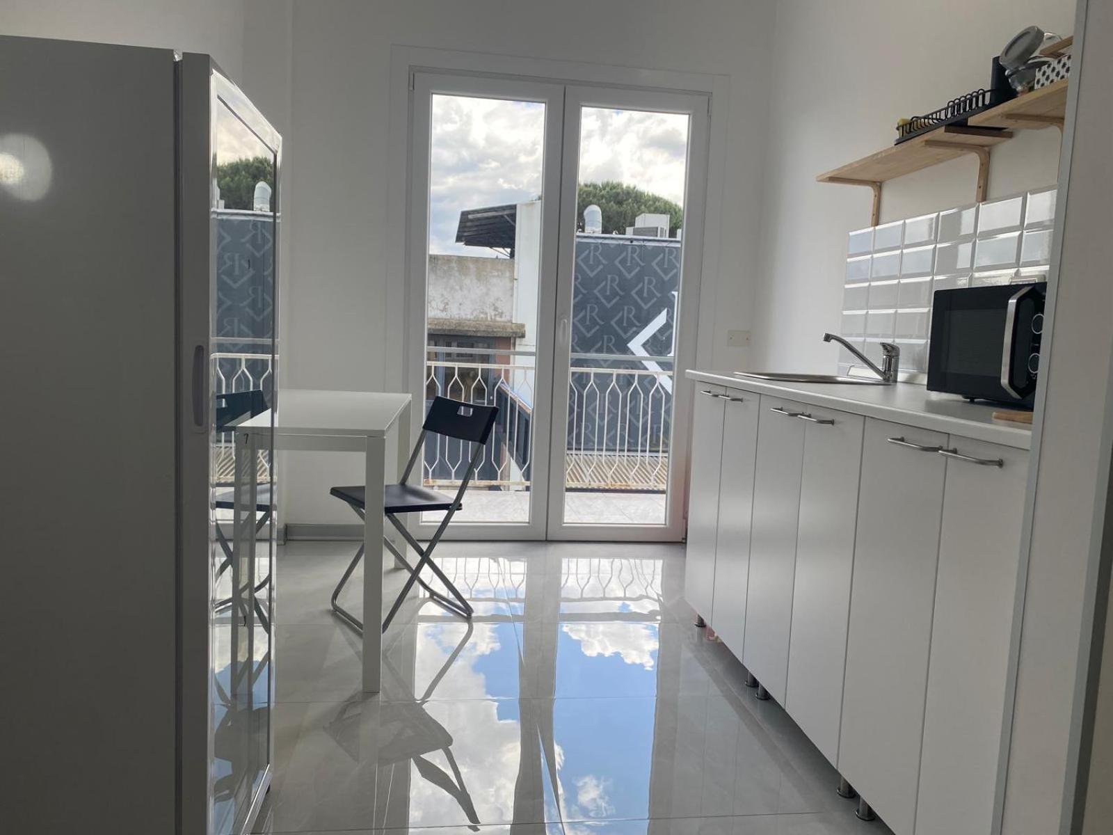 Travelershome Ciampino Airport Guesthouse 600M To Airport Eksteriør bilde